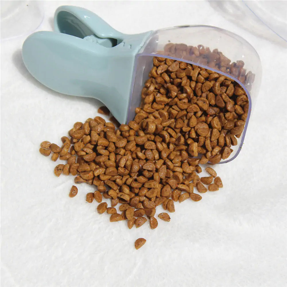 Versatile Duck Food Scoop